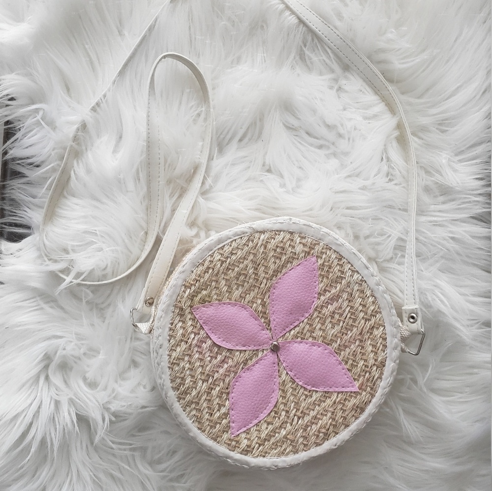 Twine Woven Circle Flower Crossbody Zip Purse Bag